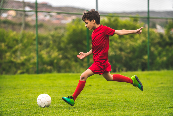 Chuteira Infantil Menino Para Campo Jogo Futebol Com Pinos